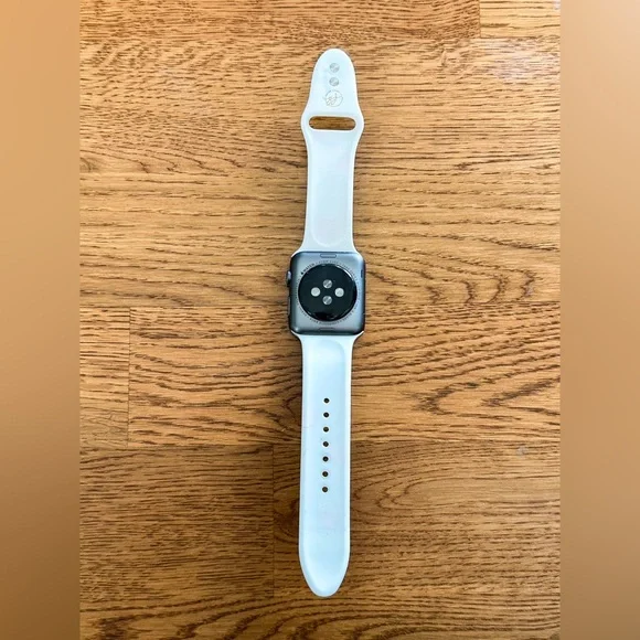 NWT Fancy Bands Deer Joy Print Silicone Band For Apple Watch Size 42/44MM S/M - Picture 11 of 11